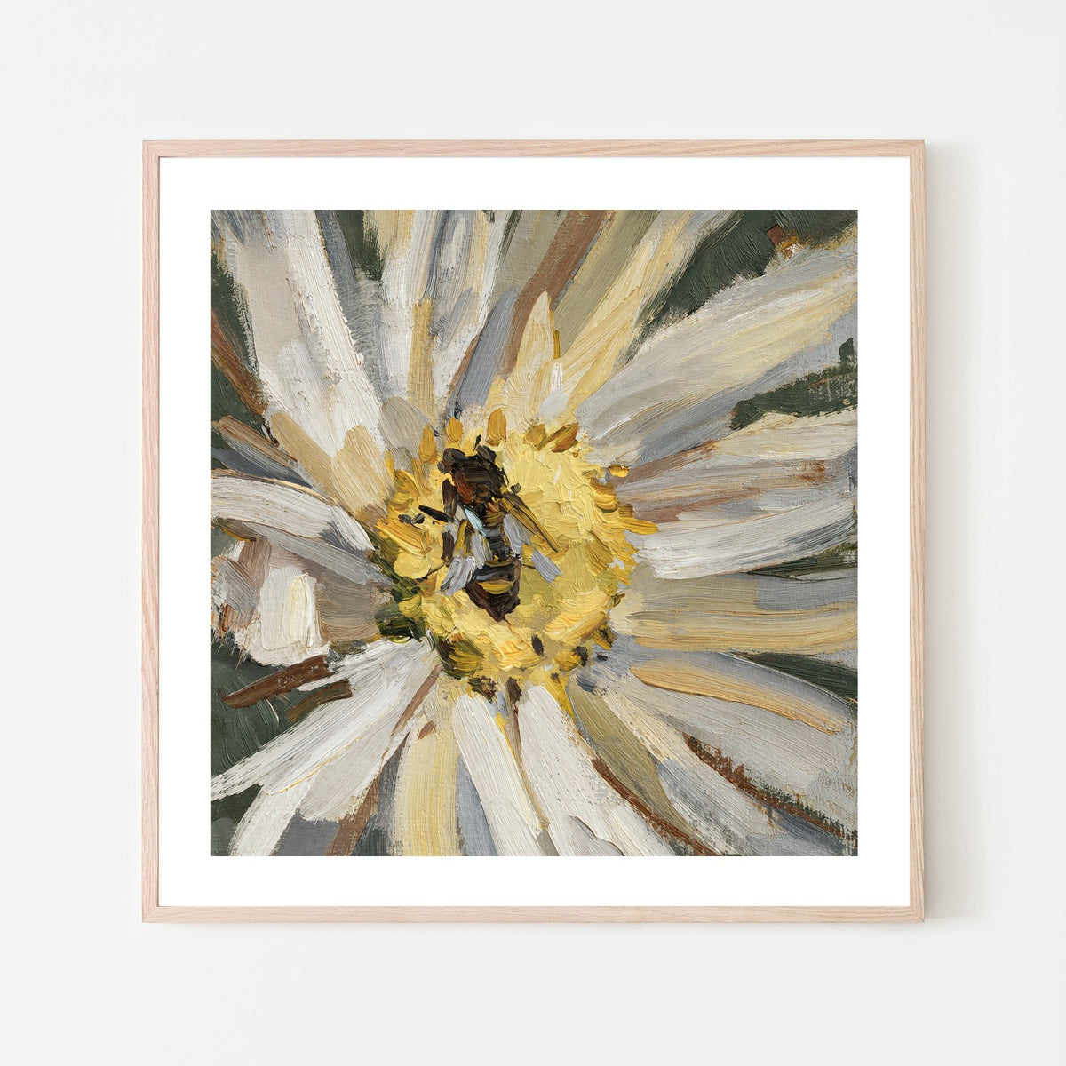 Bee on Ivory Daisy