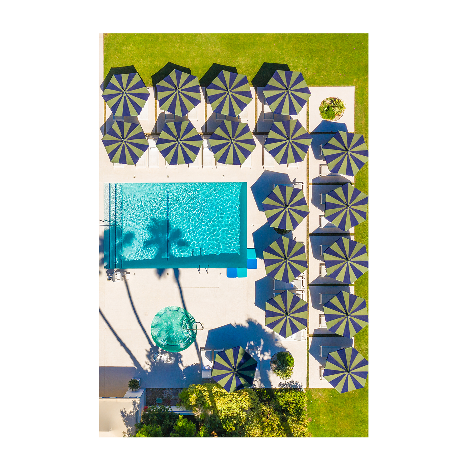 wall-art-print-canvas-poster-framed-Poolside , By Richard Podgurski-1