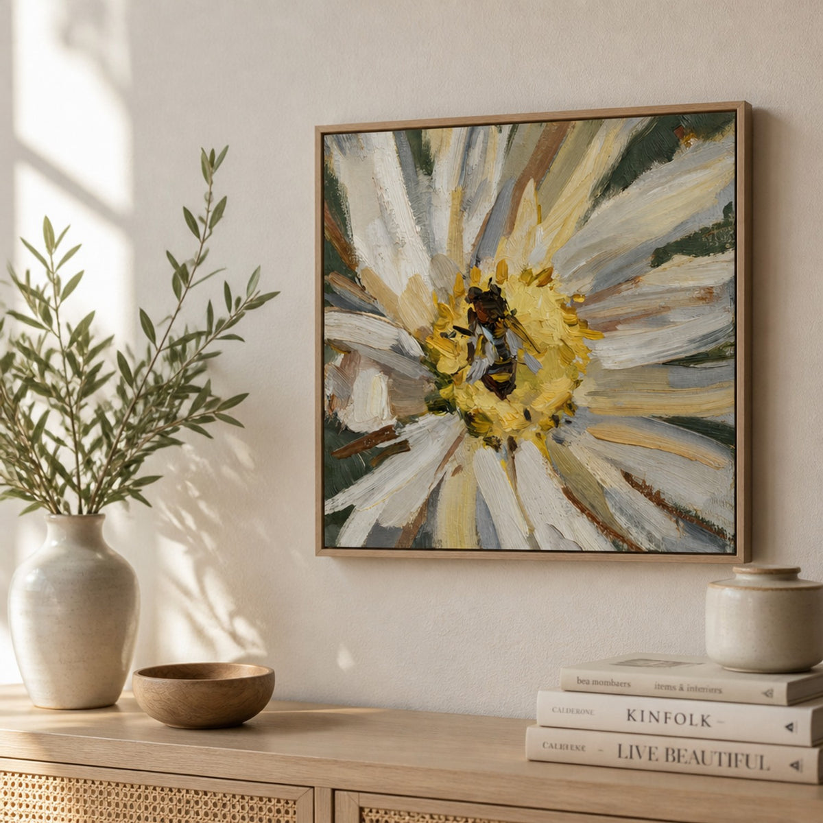 Bee on Ivory Daisy