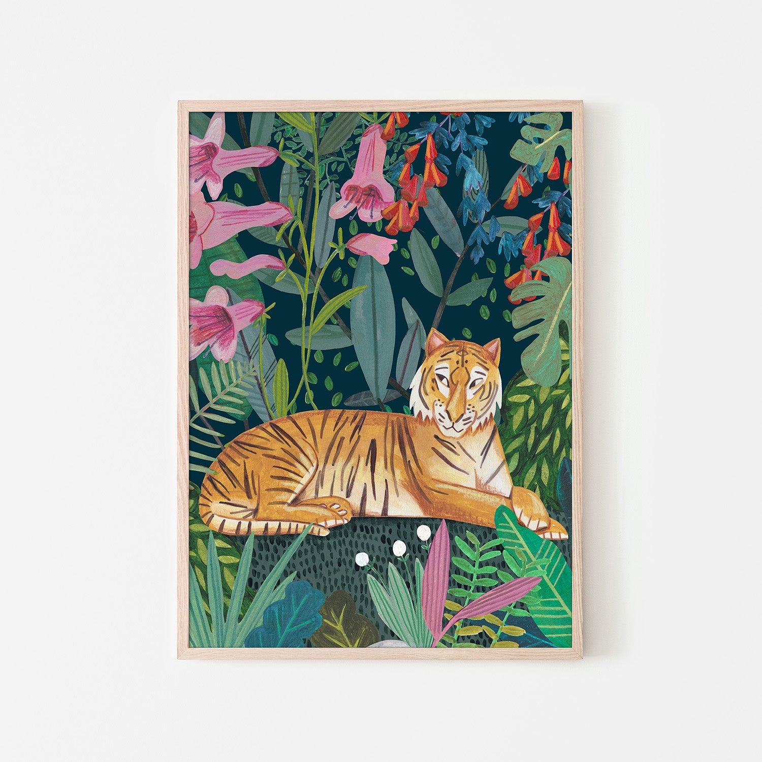 wall-art-print-canvas-poster-framed-Tiger in the jungle-6
